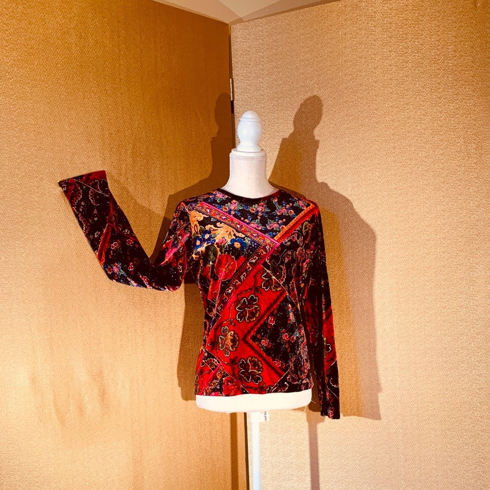White Stag Velvet Metallic Top Long Sleeve M
